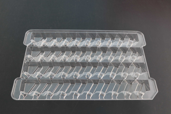 蚌埠汽車零部件(jiàn)吸塑包裝-汽車零(líng)部件吸塑包裝供(gòng)應-方立包裝紙箱(xiāng)