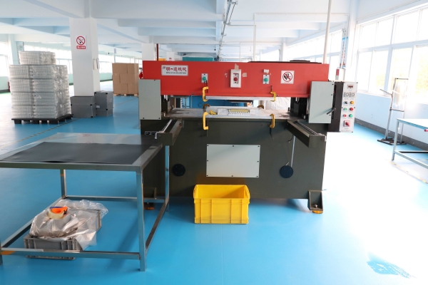 吸塑包裝(zhuang)生産車間